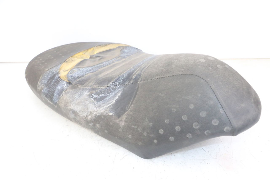 photo de SIEDZENIE PEUGEOT VIVACITY NEW 4T 50 (2008 - 2017) - Oznaczenia i referencje