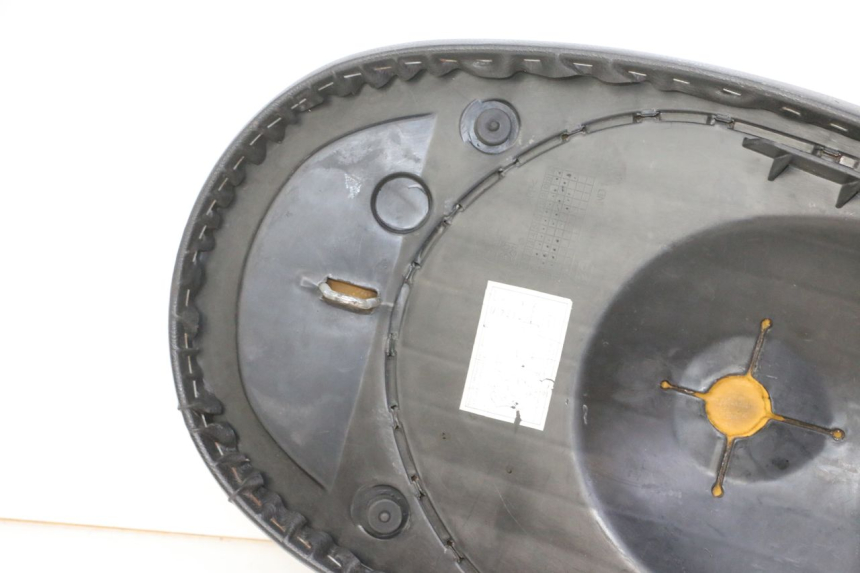 photo de SIEDZENIE PEUGEOT VIVACITY NEW 4T 50 (2008 - 2017) - Zbliżenie komponentów