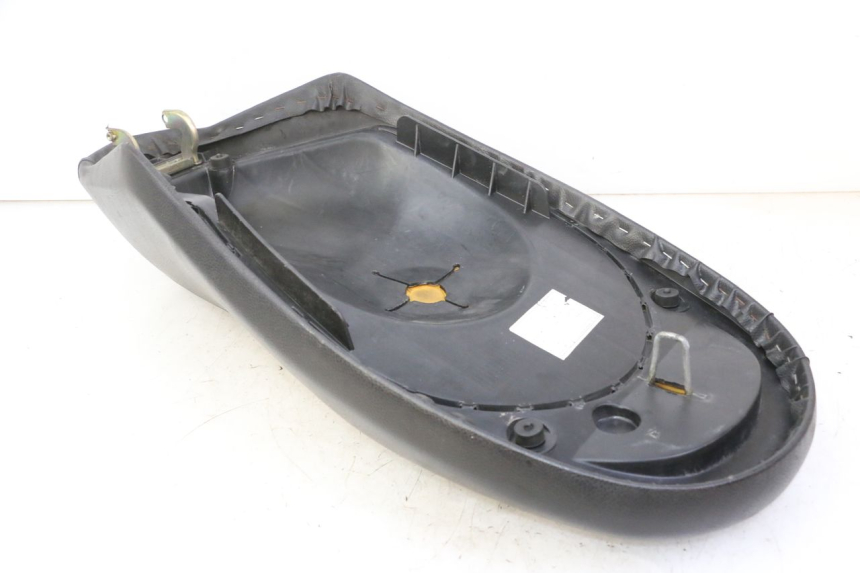 photo de SIEDZENIE PEUGEOT VIVACITY NEW 4T 50 (2008 - 2017) - Stan powierzchni