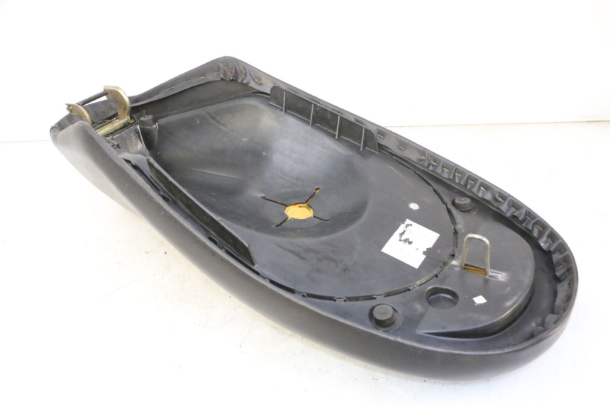 photo de SIEDZENIE PEUGEOT VIVACITY NEW 4T 50 (2008 - 2017) - Widok ogólny