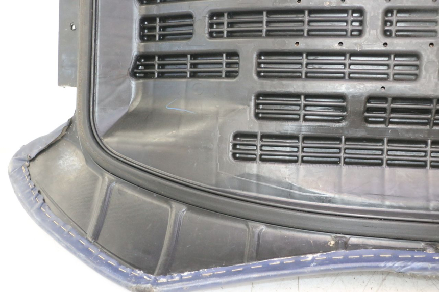 photo de SIODŁO YAMAHA WAVE RUNNER GP R 1200 (2000 - 2003) - Struktura - zbliżenie
