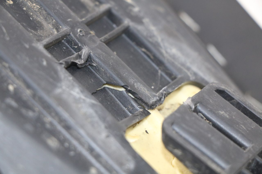 photo de SIEDZENIE YAMAHA WR R 125 (2009 - 2017) - Szczegół części