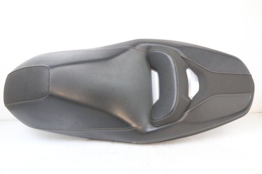 photo de SIEDZENIE YAMAHA XMAX X-MAX ABS 125 (2017 - 2020) - Widok główny