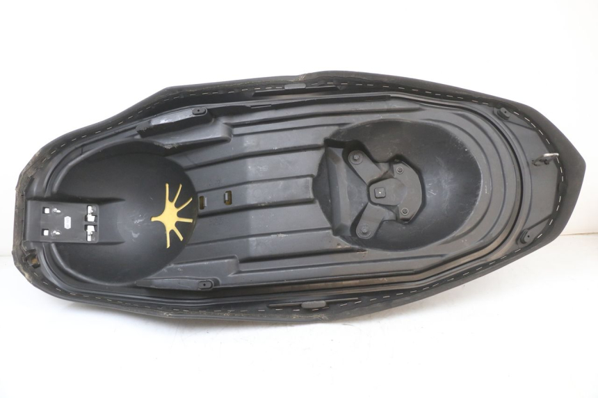 photo de SIEDZENIE YAMAHA XMAX X-MAX ABS 125 (2017 - 2020) - Część sprawdzona