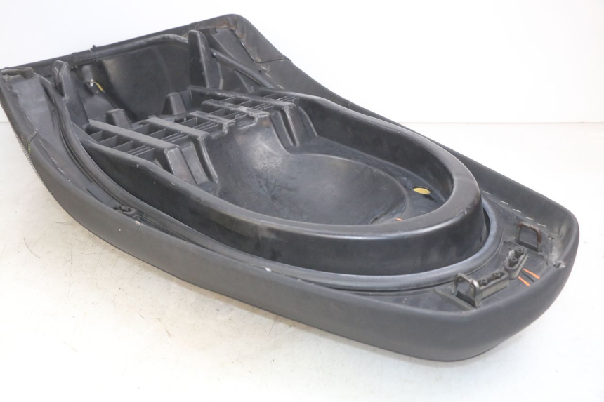 photo de SIEDZENIE YAMAHA X-MAX XMAX 250 (2006 - 2009) - Oznaczenia i referencje