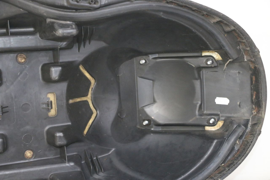 photo de SIEDZENIE YAMAHA XMAX X-MAX 125 (2006 - 2009) - Widok z bliska