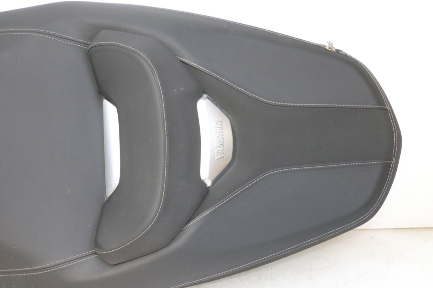 photo de SIEDZENIE YAMAHA XMAX X-MAX 125 (2021 - 2025) - Widok z bliska