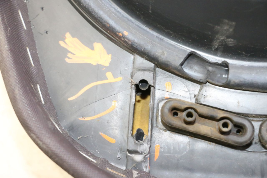 photo de SIEDZENIE YAMAHA X-MAX XMAX 250 (2006 - 2009) - Widok z bliska