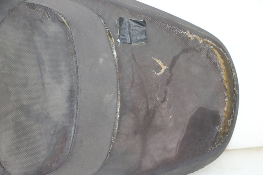 photo de SIEDZENIE YAMAHA X-MAX XMAX 250 (2006 - 2009) - Stan powierzchni