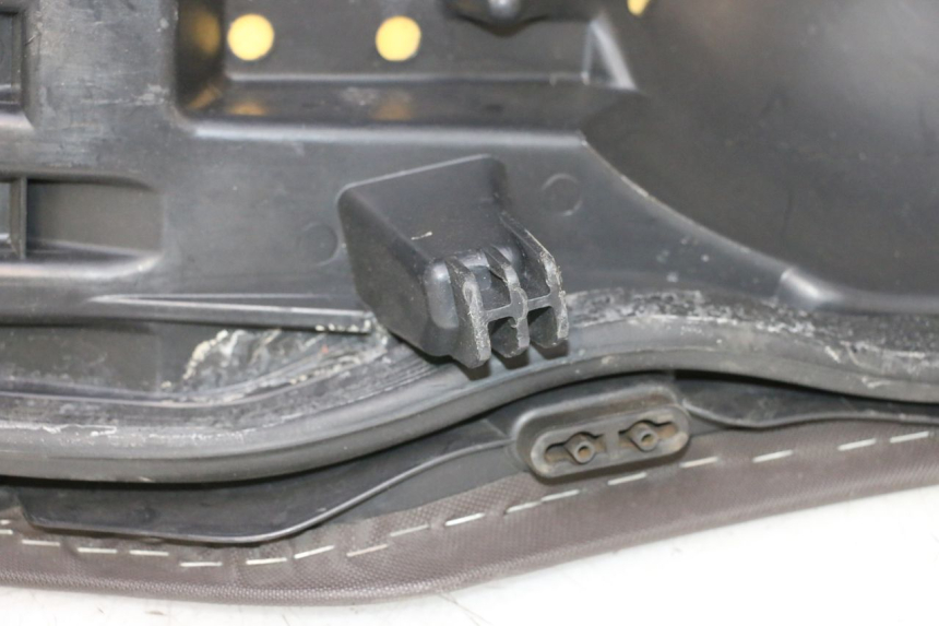 photo de SIEDZENIE YAMAHA X-MAX XMAX 125 (2010 - 2013) - Widok główny