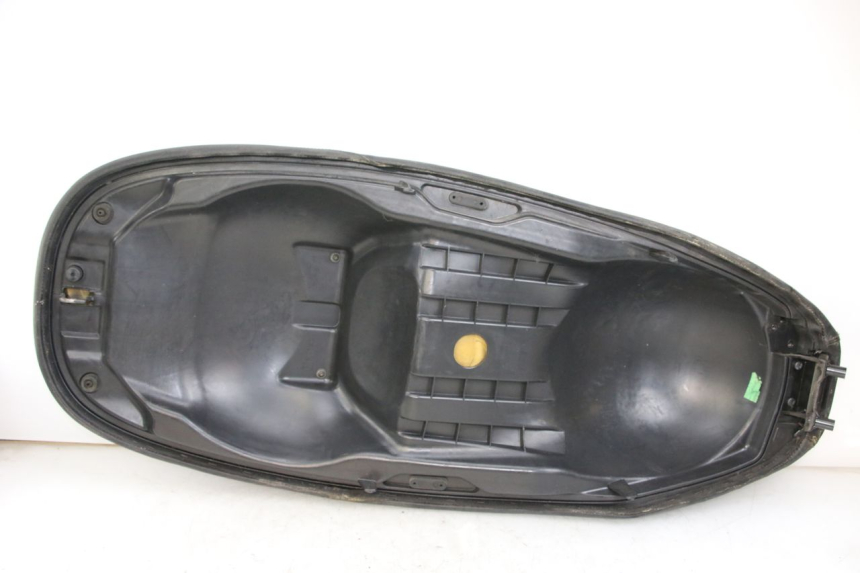 photo de SIEDZENIE PIAGGIO X10 125 (2012 - 2017) - Widok z bliska