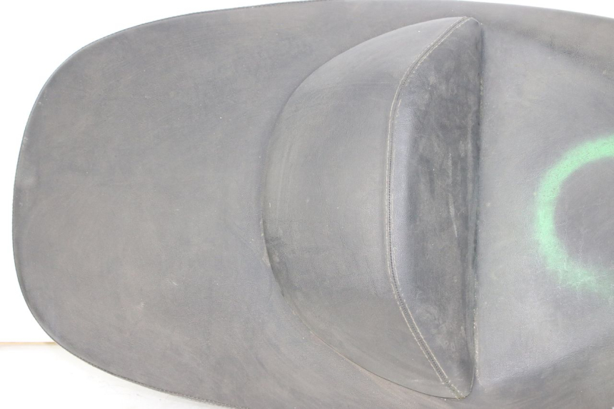 photo de SIEDZENIE PIAGGIO X10 125 (2012 - 2017) - Struktura - zbliżenie