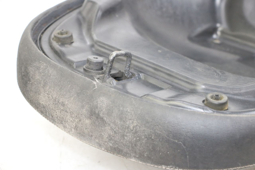 photo de SIEDZENIE PIAGGIO X10 125 (2012 - 2017) - Oznaczenia i referencje