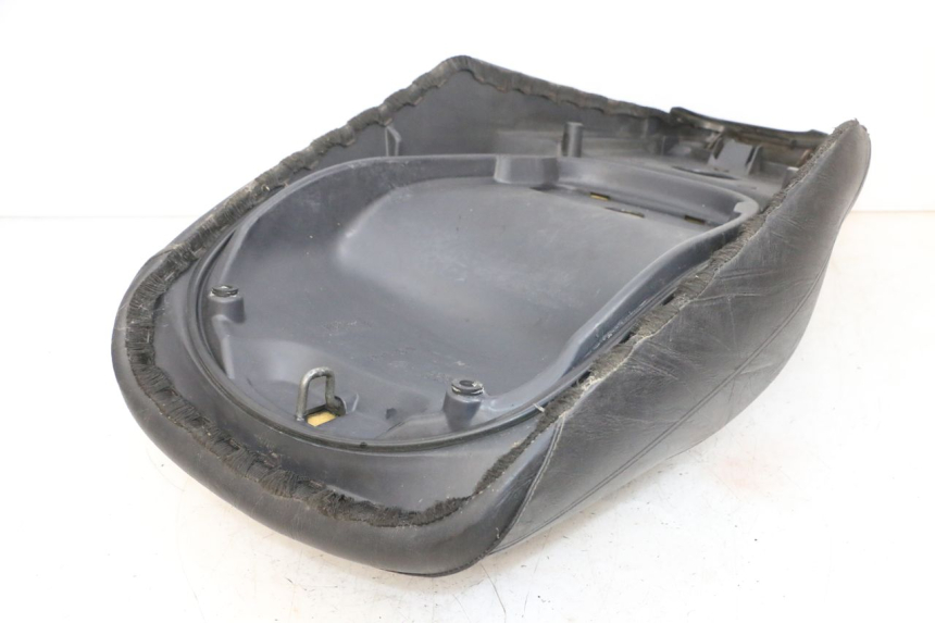 photo de SIEDZENIE PIAGGIO X8 125 (2004 - 2007) - Szczegóły charakterystyczne