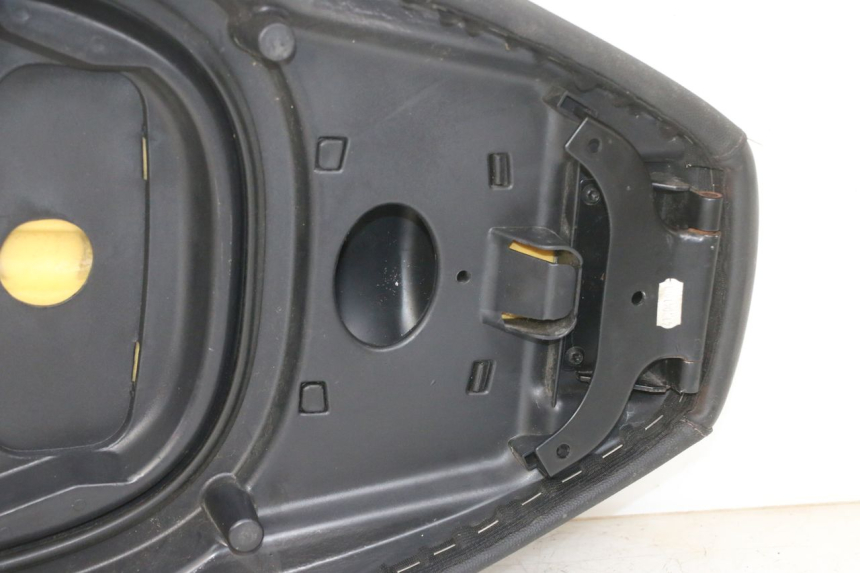 photo de SIEDZENIE PIAGGIO XEVO - X EVO 125 (2007 - 2017) - Widok ogólny