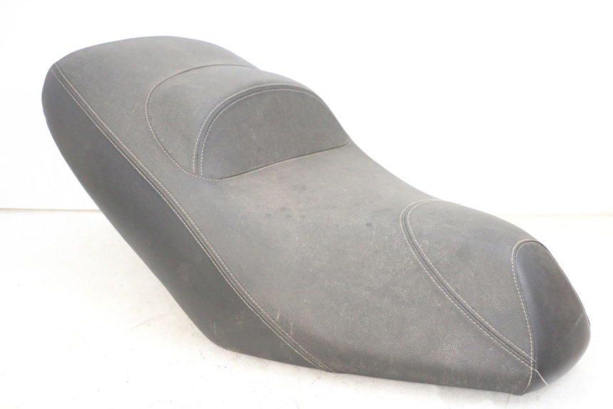 photo de SIEDZENIE PIAGGIO XEVO - X EVO 125 (2007 - 2017) - Oznaczenia i referencje