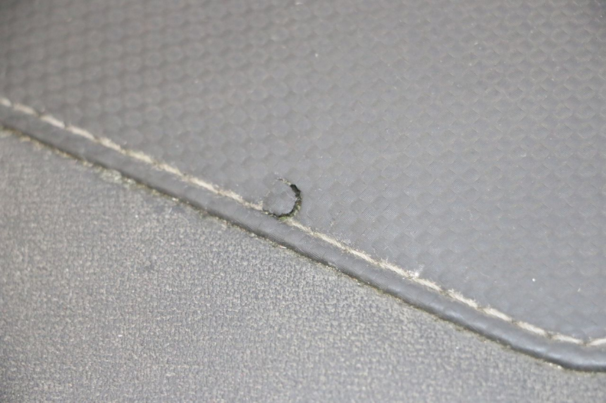 photo de SIEDZENIE YAMAHA XJ6 ABS 600 (2008 - 2016) - Struktura - zbliżenie