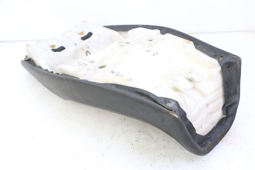 photo de SIEDZENIE YAMAHA XJN DIVERSION 600 (2000 - 2003) - Zoom stanu zużycia