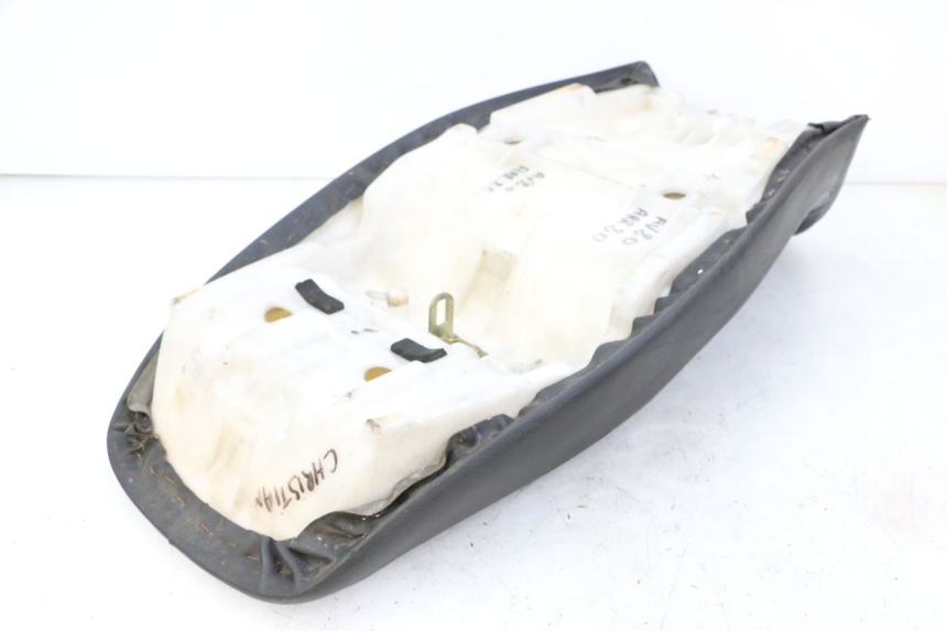 photo de SIEDZENIE YAMAHA XJN DIVERSION 600 (2000 - 2003) - Zbliżenie techniczne