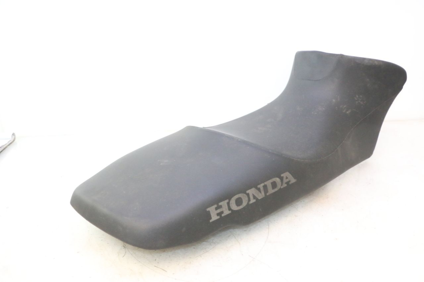 photo de SIODŁO HONDA XLV VARADERO 125 (2007 - 2012) - Struktura - zbliżenie