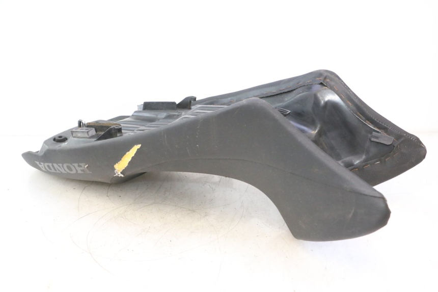 photo de SIODŁO HONDA XLV VARADERO 125 (2007 - 2012) - Inny kąt widzenia