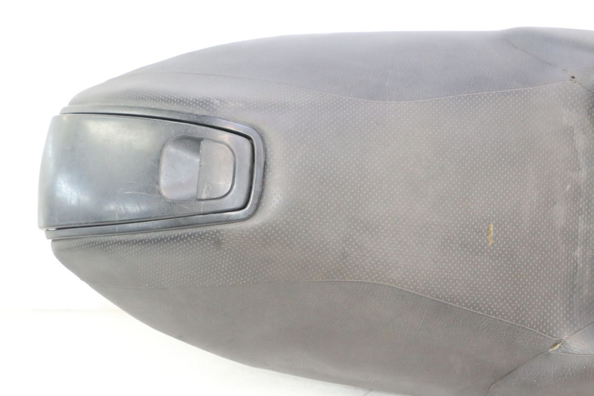 photo de SIODŁO YAMAHA XP T-MAX ABS 500 (2005 - 2005) - Widok z bliska