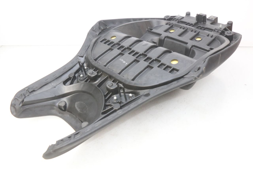 photo de SIEDZENIE YAMAHA XP T-MAX TMAX ABS 530 (2012 - 2015) - Stan powierzchni