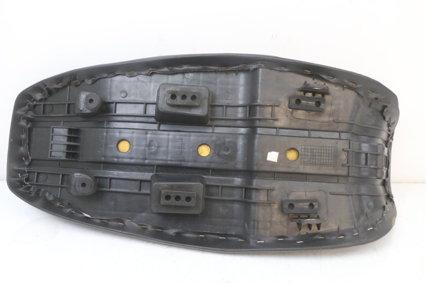 photo de SIEDZENIE SYM XS 125 (2007 - 2016) - Stan powierzchni