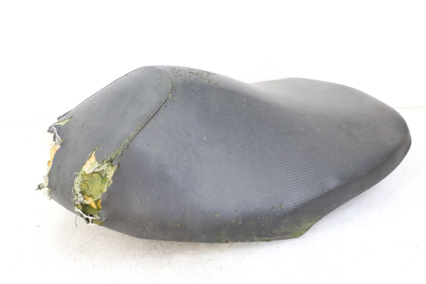 photo de SIEDZENIE YAMAHA AEROX 50 (1997 - 2006) - Widok z bliska