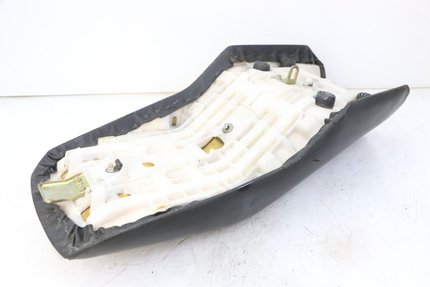 photo de SIEDZENIE YAMAHA FZS FAZER 600 (2001 - 2003) - Inny kąt widzenia