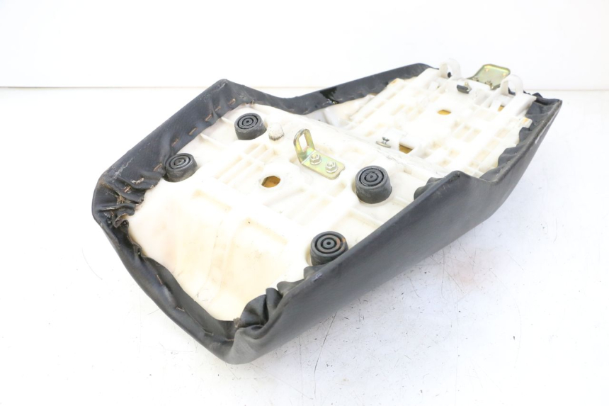 photo de SIEDZENIE YAMAHA FZS FAZER 600 (2001 - 2003) - Stan powierzchni