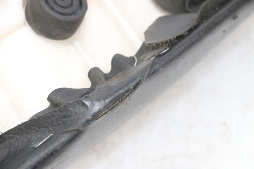 photo de SIEDZENIE YAMAHA FZS FAZER 600 (2001 - 2003) - Szczegół części