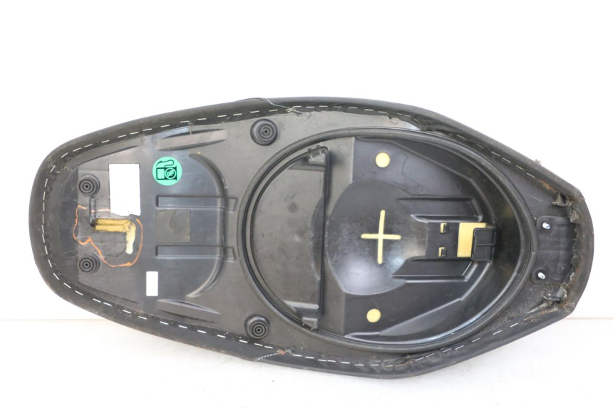 photo de SIEDZENIE YAMAHA NEOS NEO'S 4T 50 (2008 - 2016) - Struktura - zbliżenie