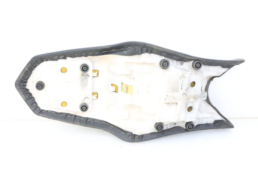 photo de SIEDZENIE YAMAHA XJ6 600 (2008 - 2016) - Zbliżenie komponentów