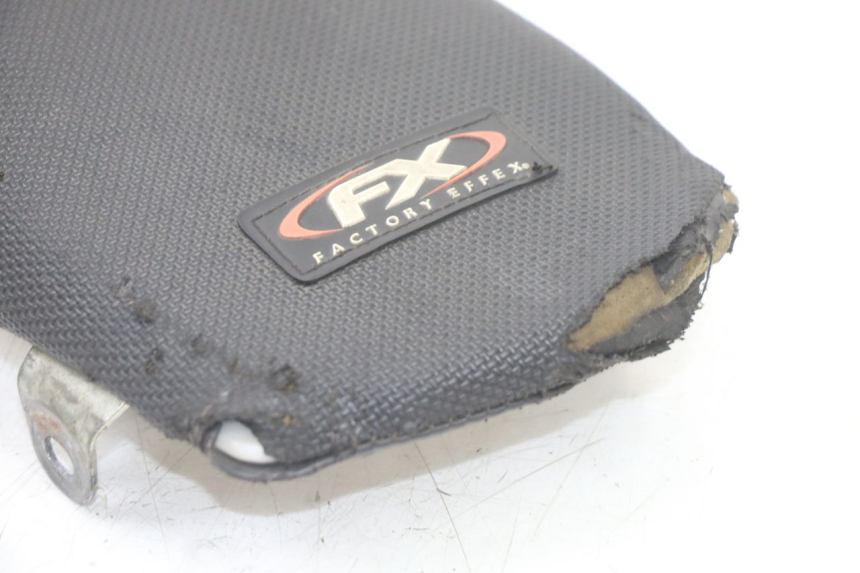 photo de SIEDZENIE YAMAHA YZ 125 (2006 - 2016) - Punkty mocowania