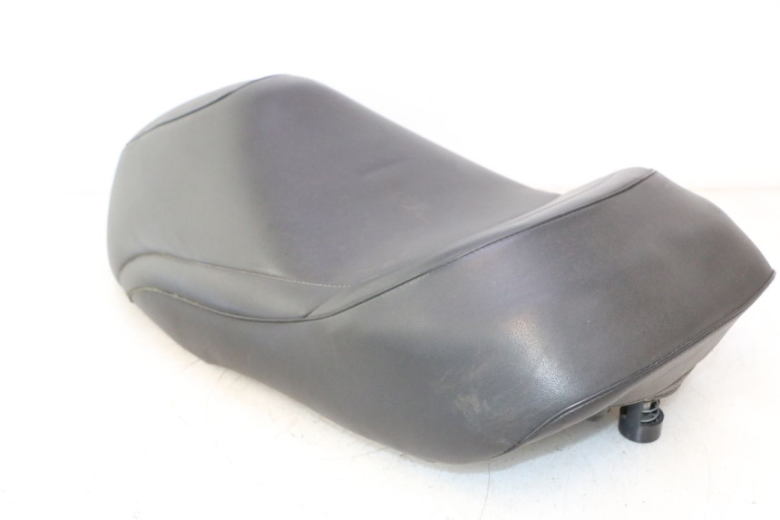 photo de SIEDZENIE YAMAHA YP MAJESTY 125 (2007 - 2010) - Struktura - zbliżenie