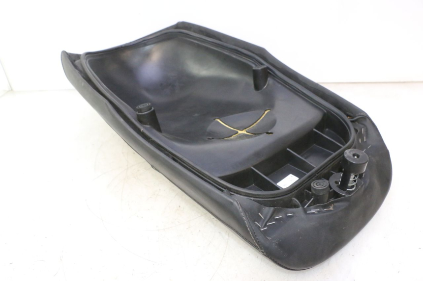 photo de SIEDZENIE YAMAHA YP MAJESTY 125 (2002 - 2006) - Widok z bliska