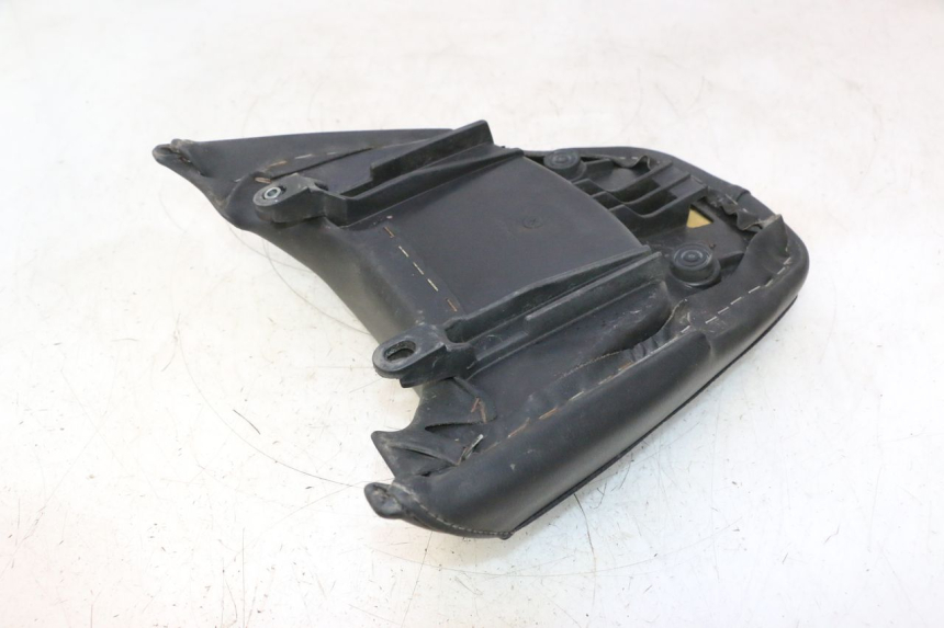 photo de SIEDZENIE YAMAHA YP MAJESTY 125 (2002 - 2006) - Szczegół części