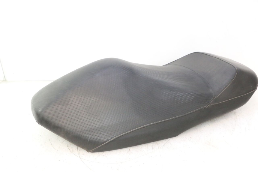 photo de SIEDZENIE YAMAHA YP MAJESTY 125 (2002 - 2006) - Stan powierzchni