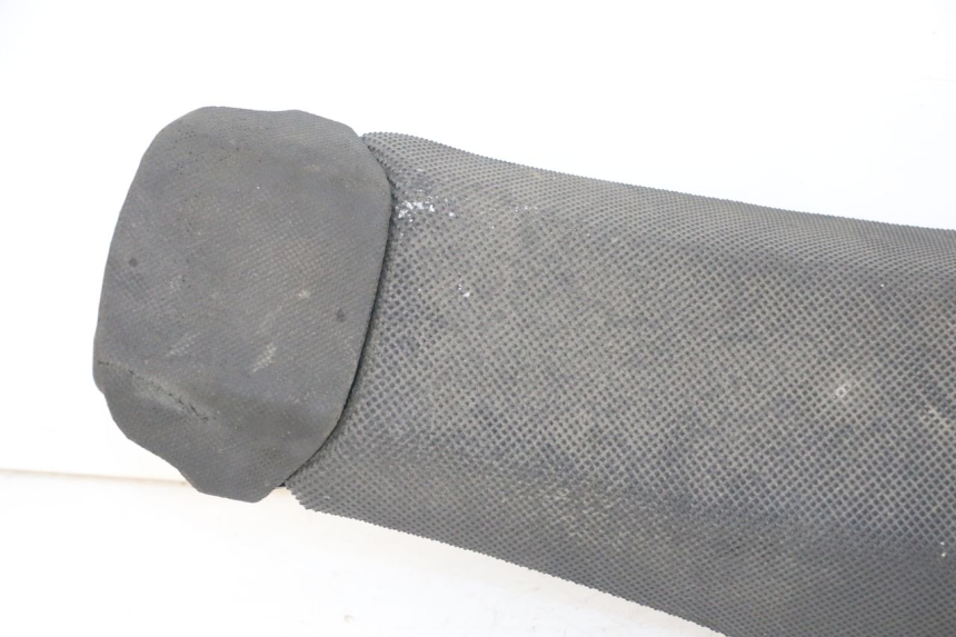 photo de SIEDZENIE YAMAHA YZ-F YZF 250 (2014 - 2018) - Zbliżenie komponentów