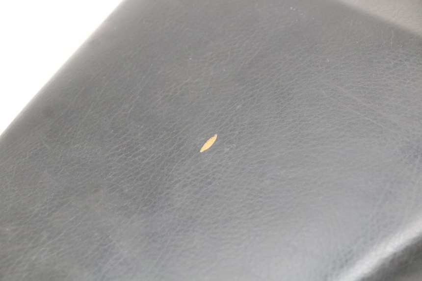 photo de SIEDZENIE YAMAHA YZF R THUNDERCAT 600 (1996 - 2003) - Szczegóły charakterystyczne