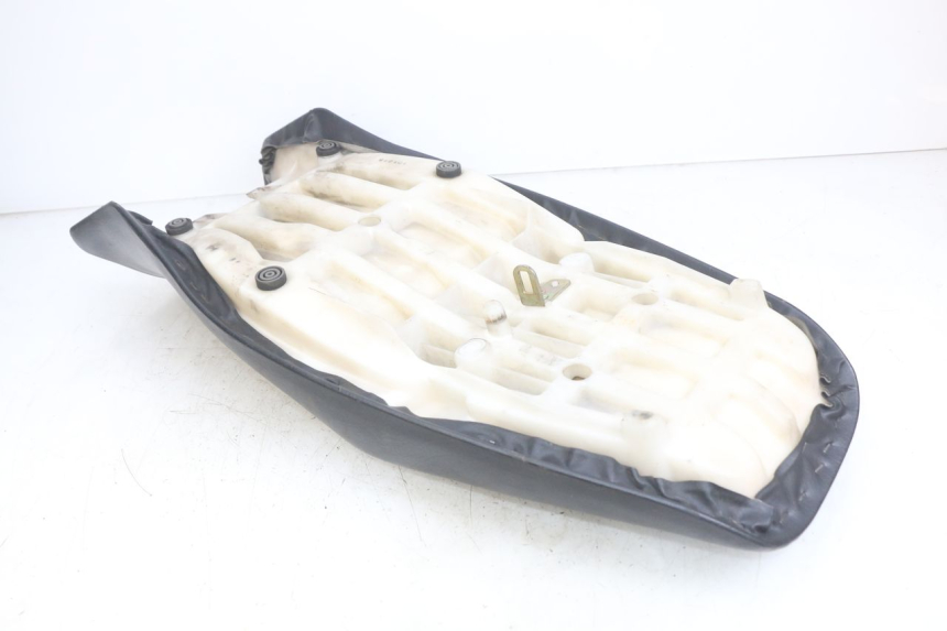 photo de SIEDZENIE YAMAHA YZF R THUNDERCAT 600 (1996 - 2003) - Zoom stanu zużycia