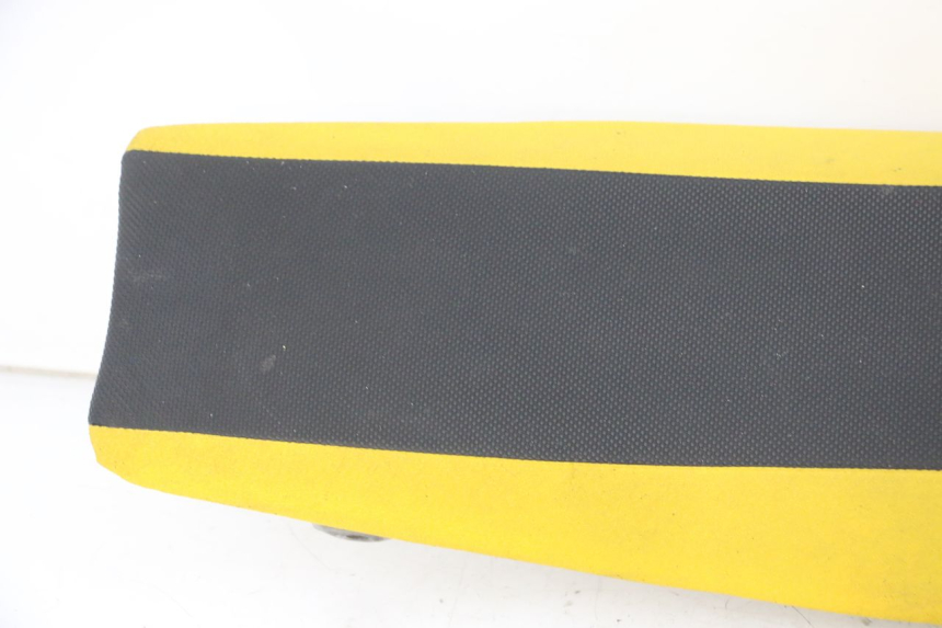 photo de SIEDZENIE YAMAHA YZF YZ-F 450 (2014 - 2016) - Struktura - zbliżenie