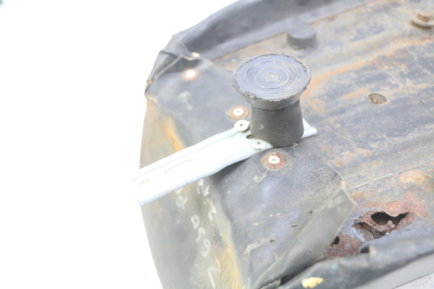 photo de SIEDZENIE KAWASAKI ZEPHYR 1100 ( - 1995) - Zoom stanu zużycia