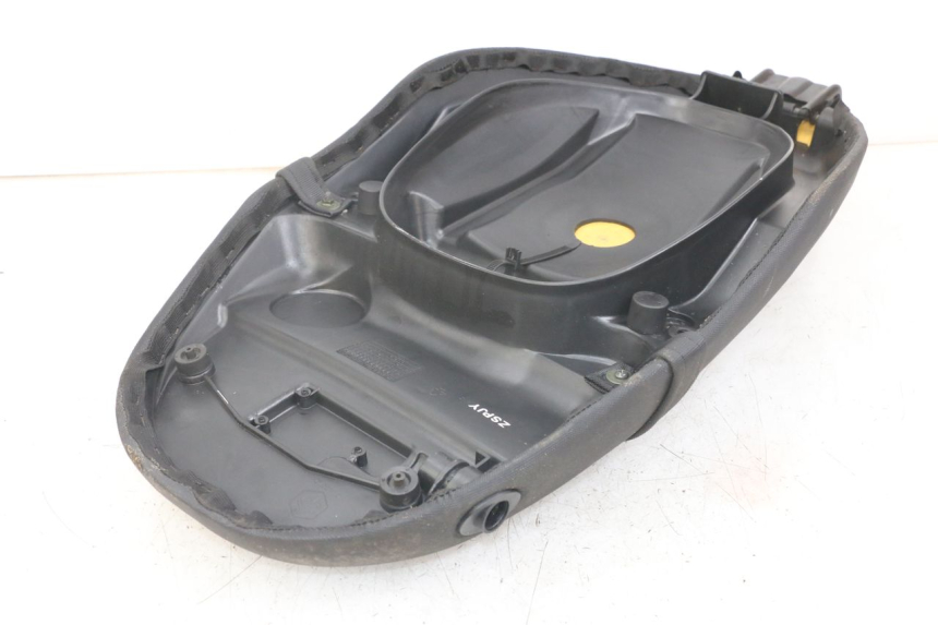 photo de SIEDZENIE PIAGGIO ZIP 2T 50 (2009 - 2019) - Stan powierzchni