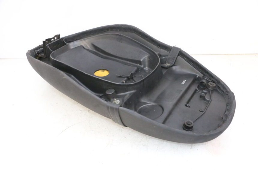 photo de SIEDZENIE PIAGGIO ZIP 2T 50 (2009 - 2019) - Szczegóły charakterystyczne