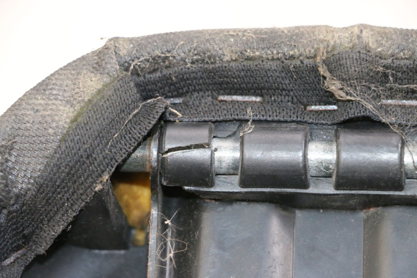 photo de SIEDZENIE PIAGGIO ZIP 2T 50 (2009 - 2019) - Zoom stanu zużycia