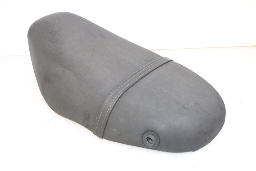 photo de SIEDZENIE PIAGGIO ZIP 2T 50 (2009 - 2019) - Oznaczenia i referencje