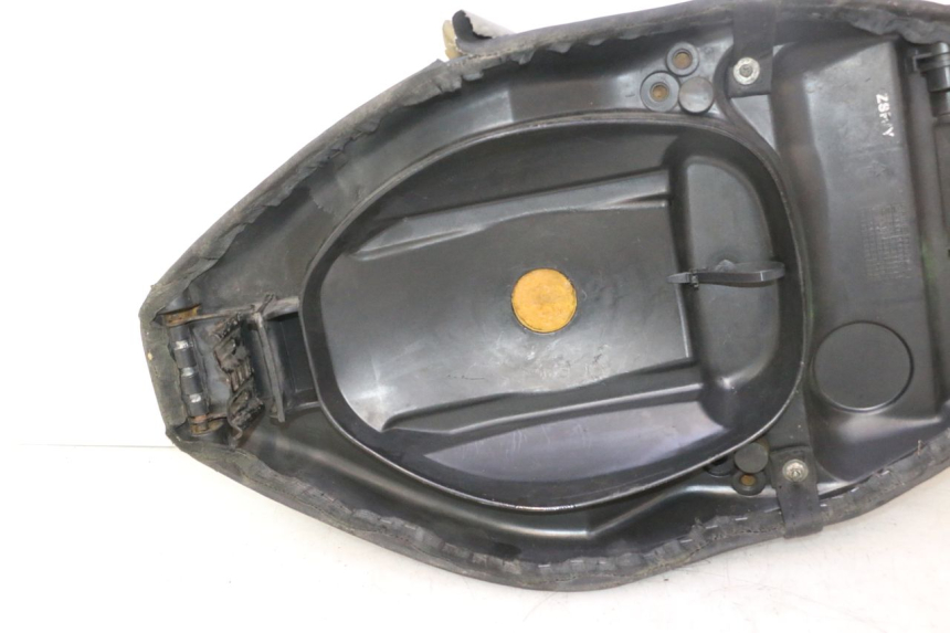 photo de SIEDZENIE PIAGGIO ZIP 2T 50 (2009 - 2019) - Szczegół części
