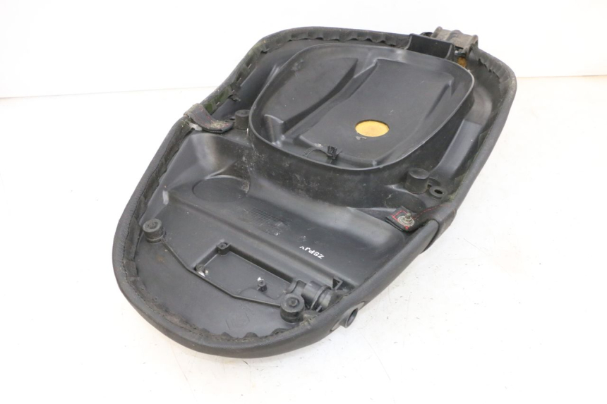 photo de SIEDZENIE PIAGGIO ZIP 4T 50 (2018 - 2020) - Punkty mocowania